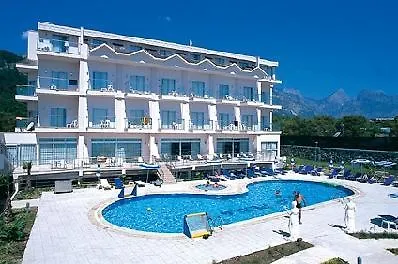 Maya World Imperial Ξενοδοχείο 4*